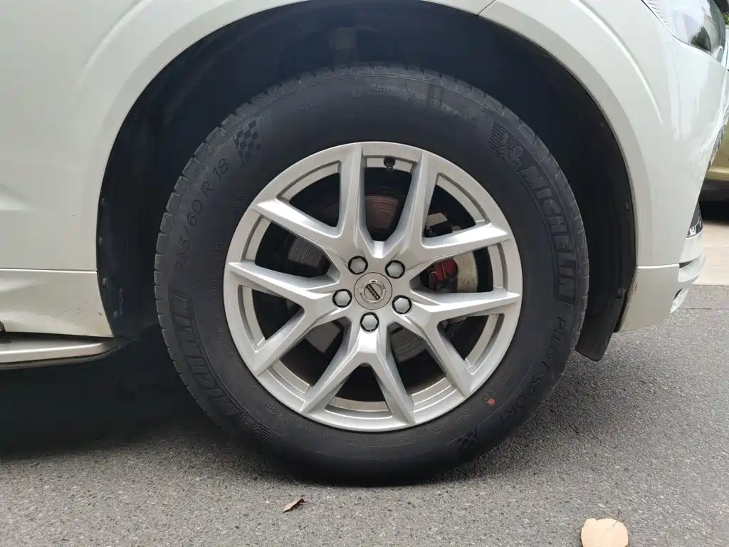 Volvo XC60 — миниатюра 8