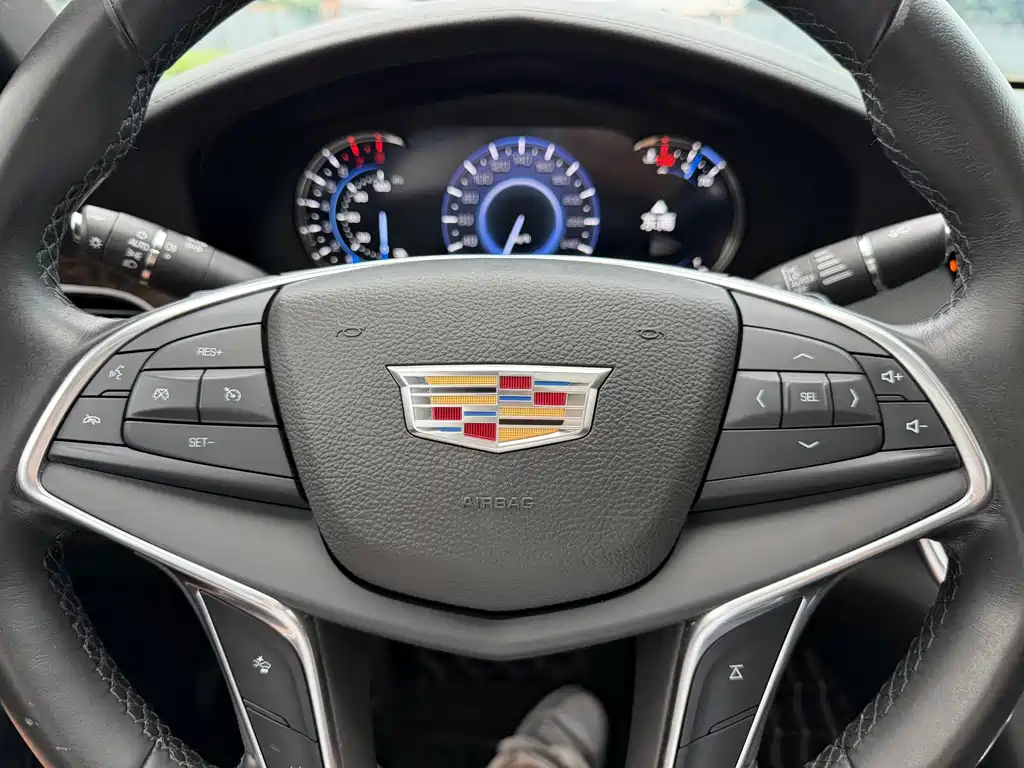Cadillac CT6 — фотографии объявления, Фото 13
