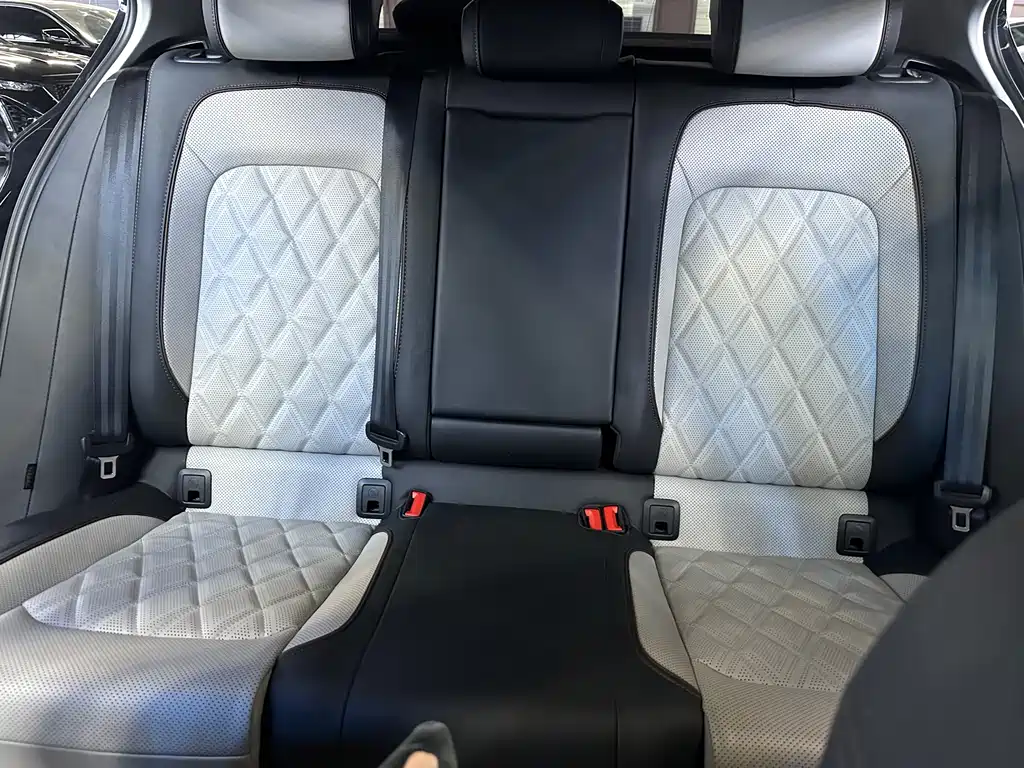Volkswagen Magotan — миниатюра 11