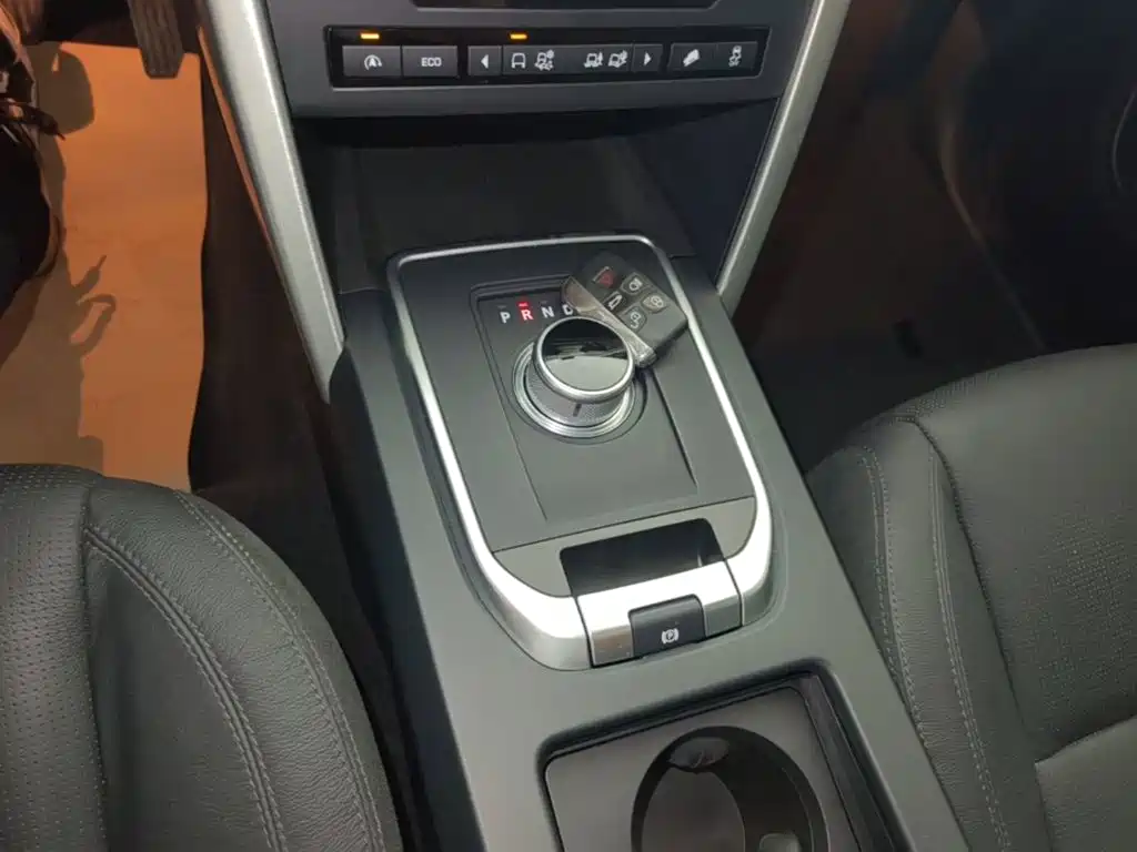 Land Rover Discovery Sport — миниатюра 14