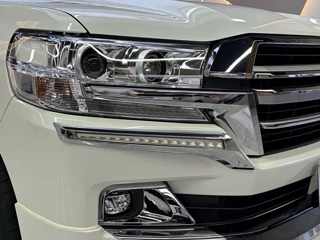 Toyota Land Cruiser — миниатюра 7