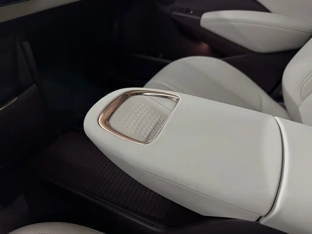 ZEEKR EXTREME KRYPTON X