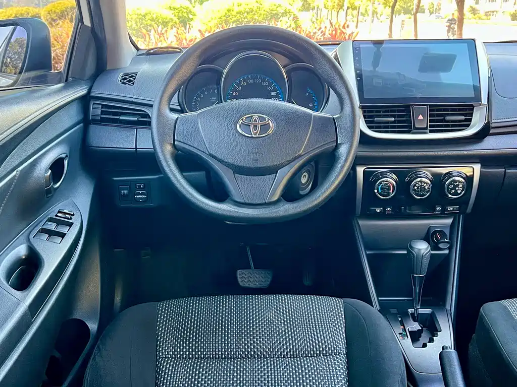 TOYOTA VIOS