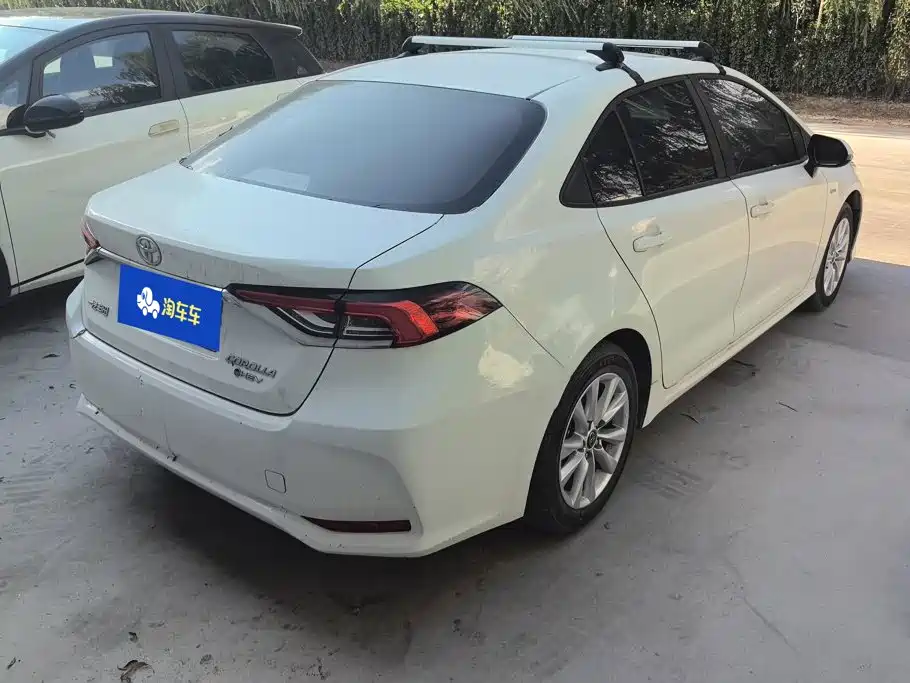 Toyota Corolla — миниатюра 3