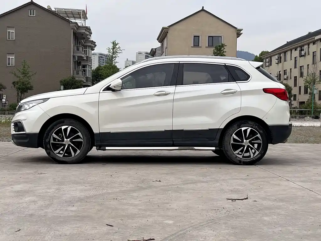 BAIC SHENBAO X55
