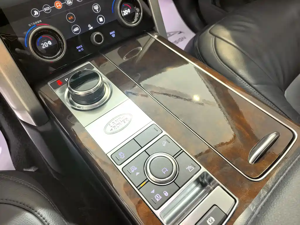Land Rover Range Rover — миниатюра 10