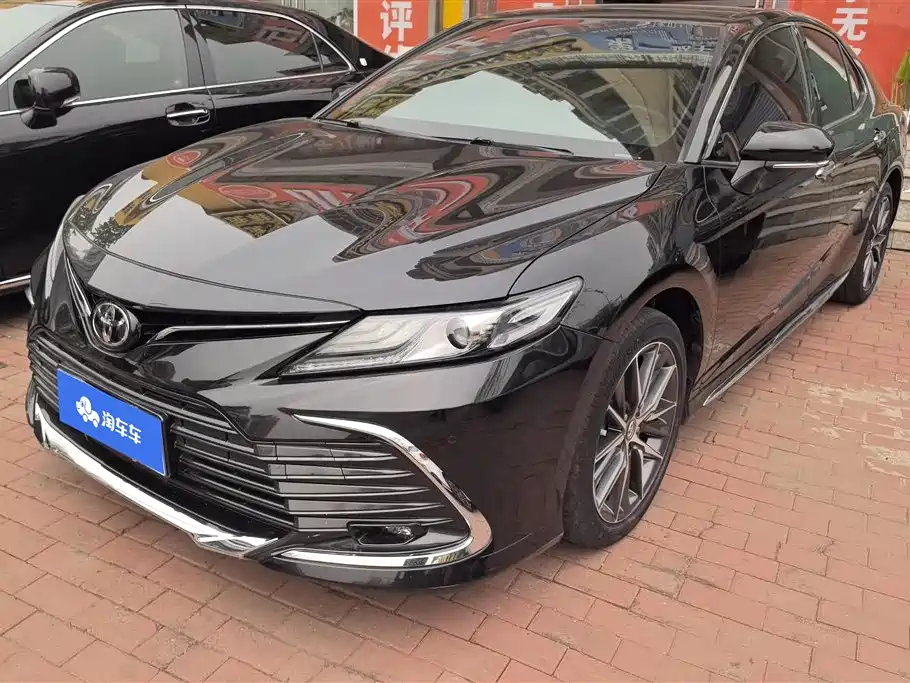 Toyota Camry 2023