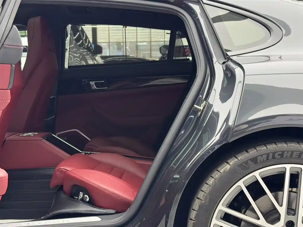Porsche Panamera 2017 Panamera 4 Executive Long Wheelbase 3.0T