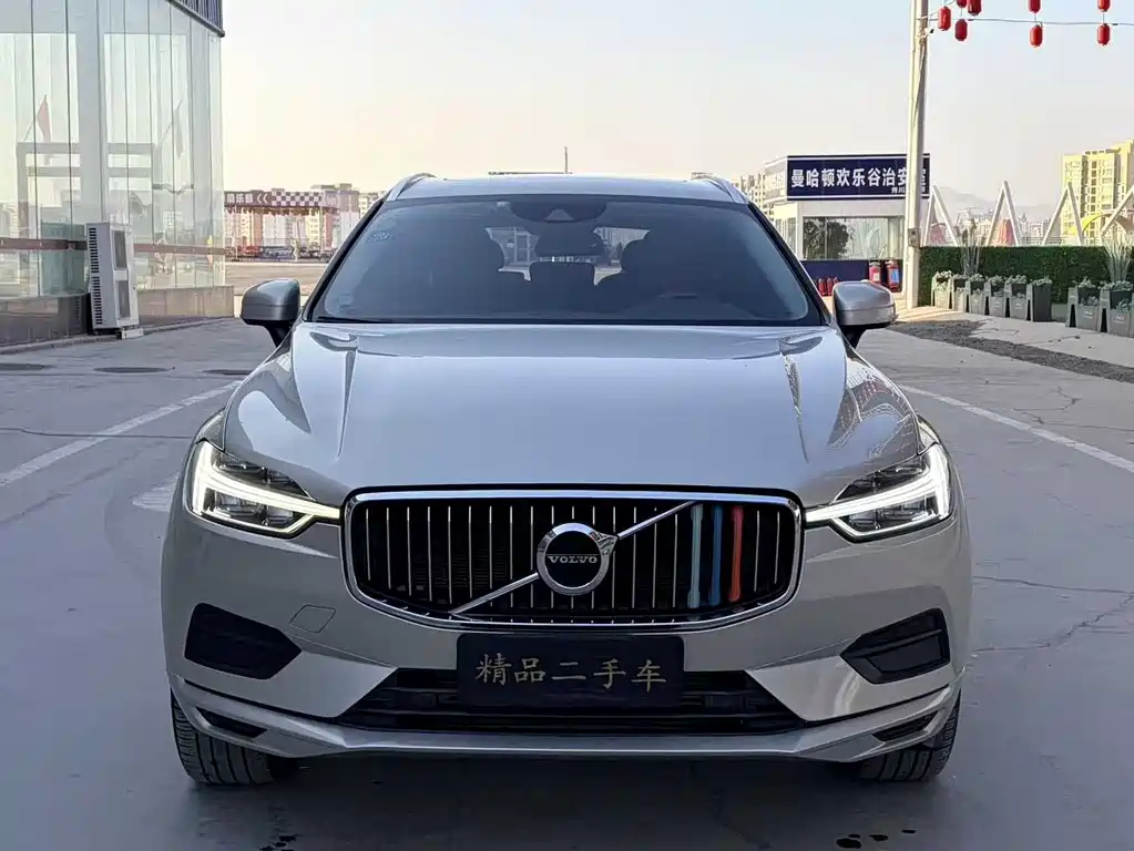 Volvo XC60 2019 T5 V