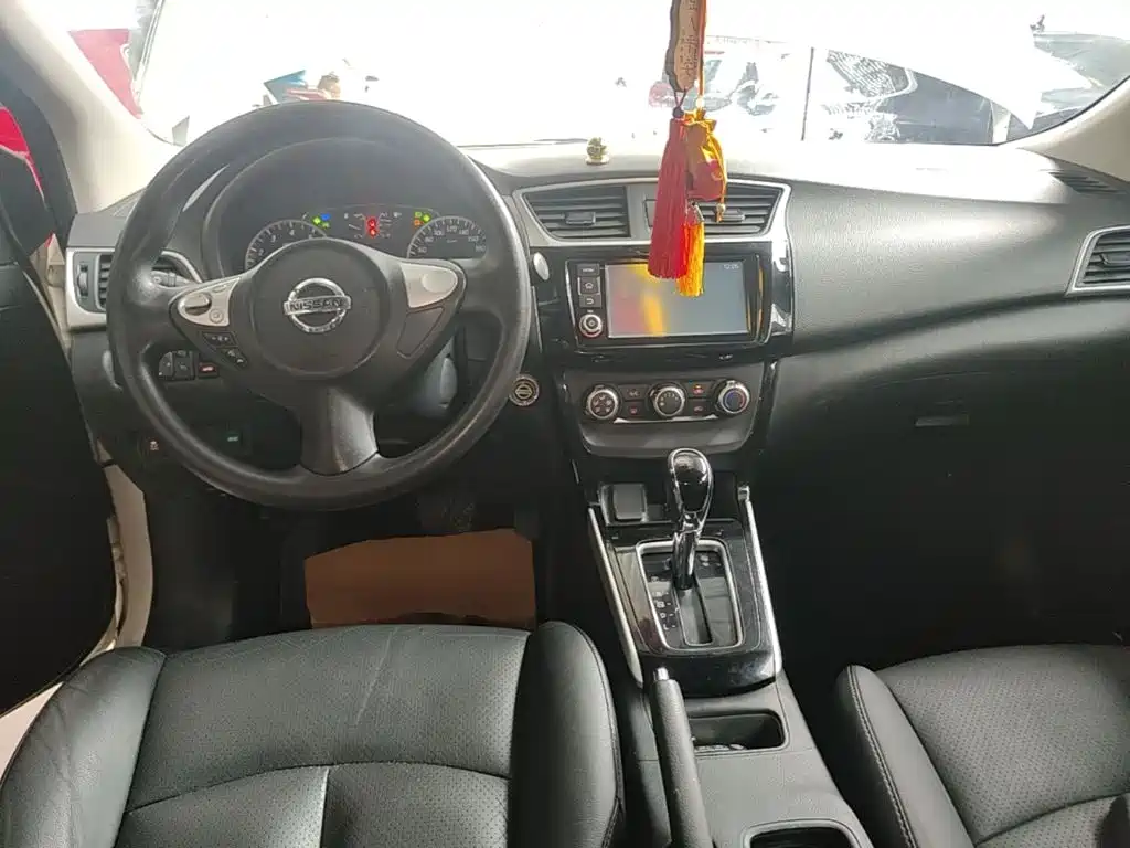 Nissan Sylphy — миниатюра 10