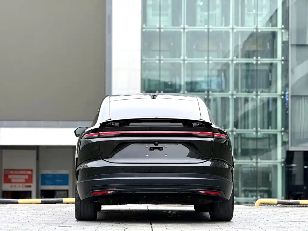 NIO EC6 — миниатюра 8
