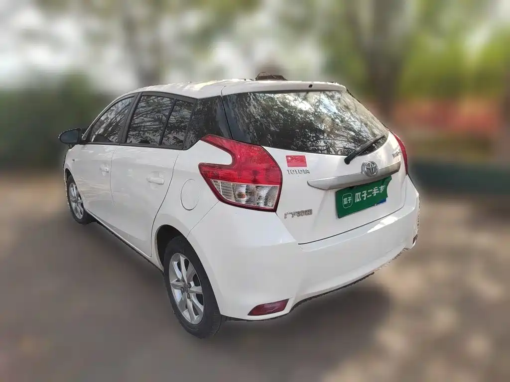 Toyota Yaris L — миниатюра 25