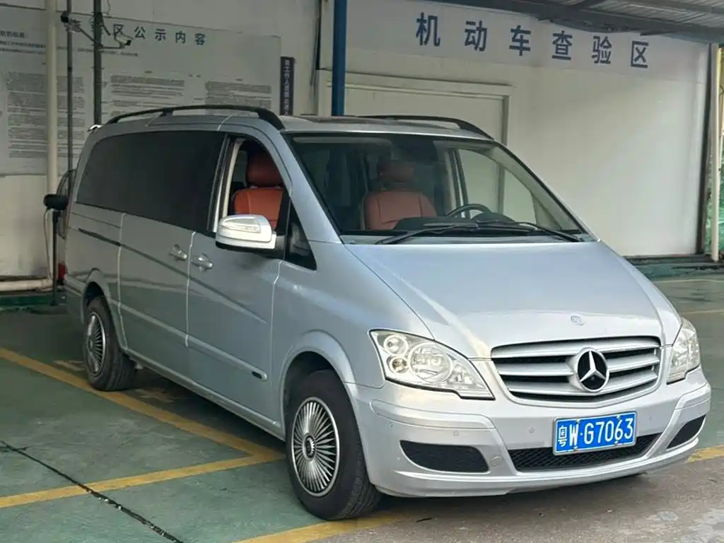 Mercedes-Benz Viano 2011 2.5L