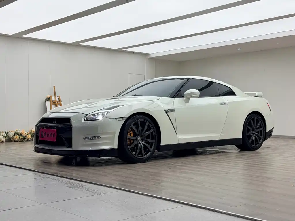 Nissan GT-R 2009