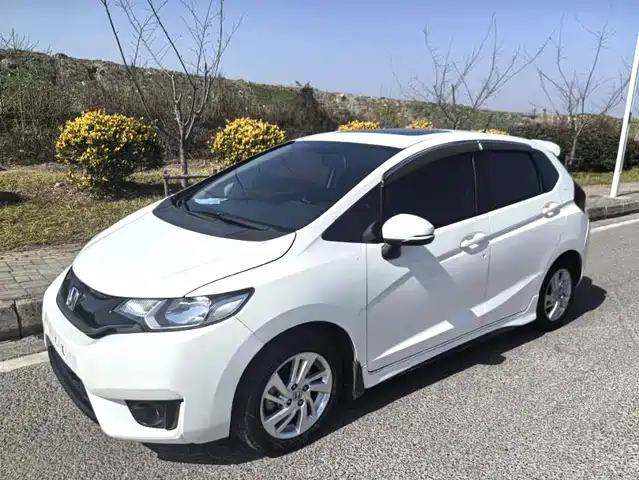 HONDA FIT 2016