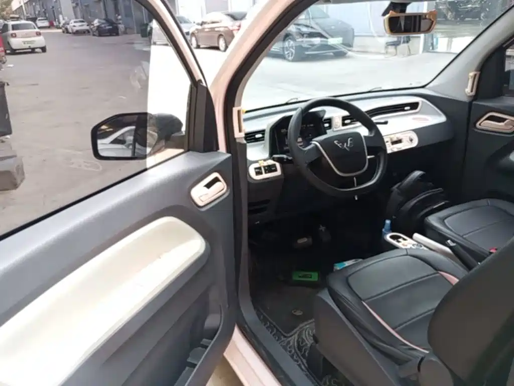 Wuling MINIEV — миниатюра 16