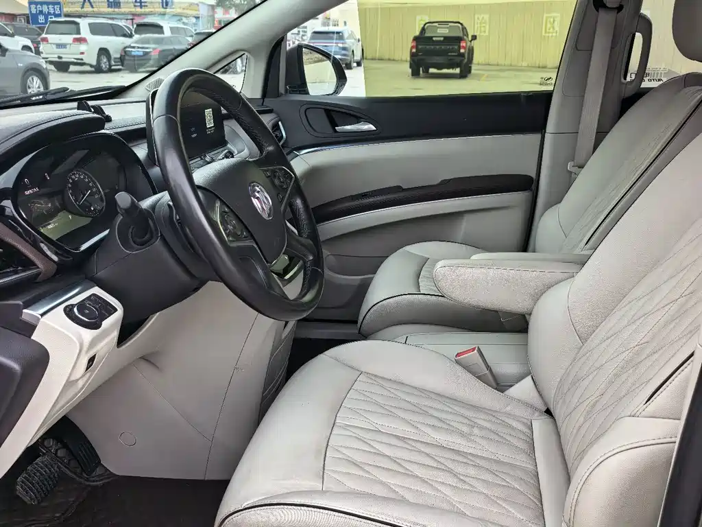 Buick GL8 — миниатюра 4