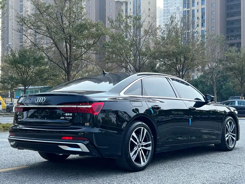 Audi A6L — миниатюра 18