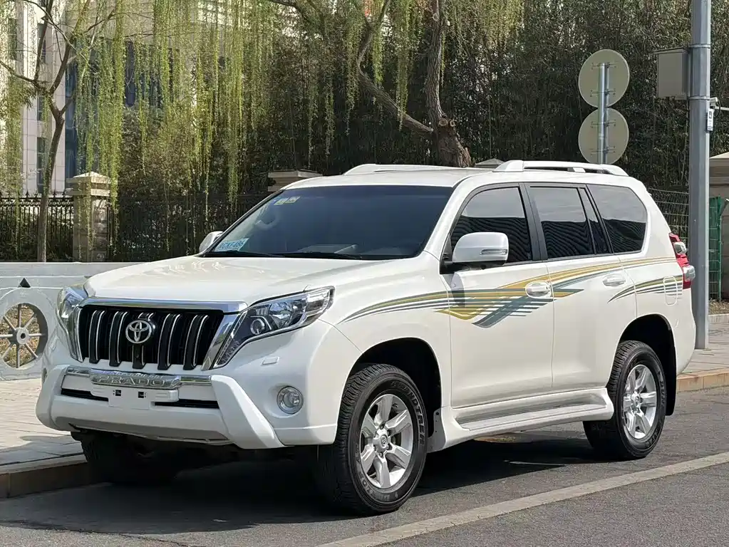Toyota Prado (Import) 2015