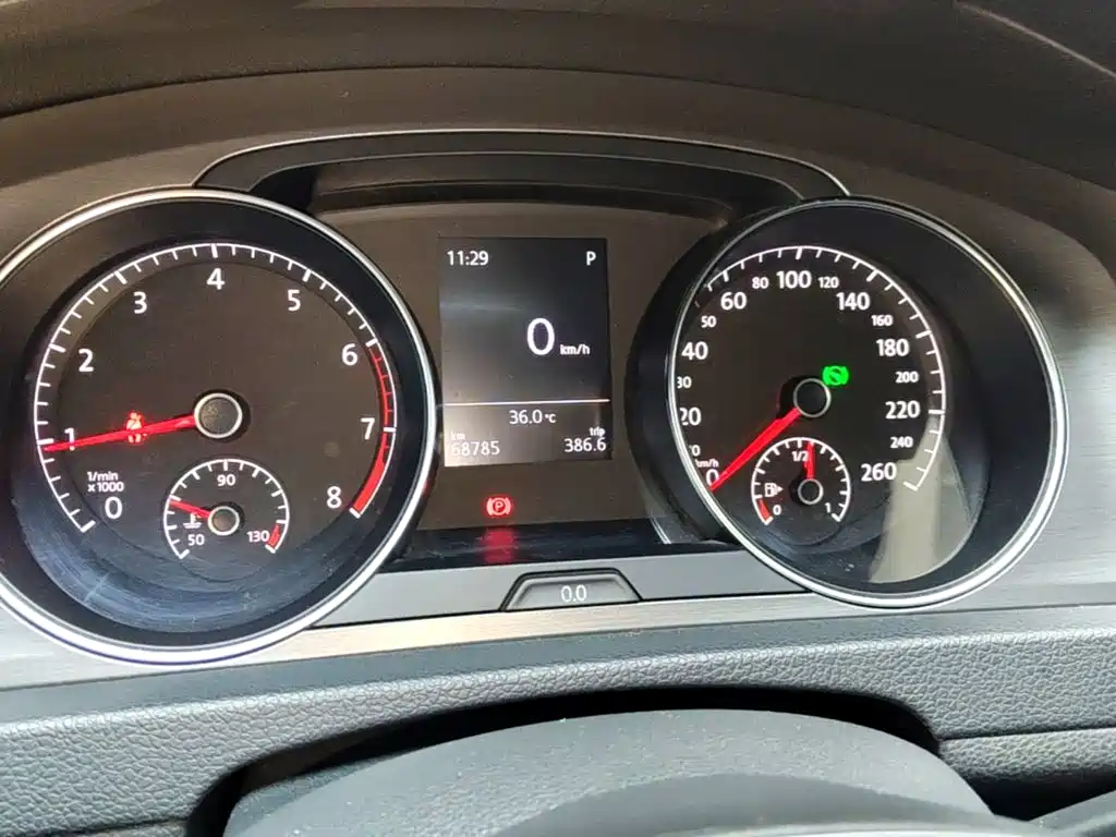Volkswagen Golf — миниатюра 12