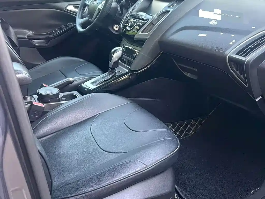 Ford Focus — миниатюра 5
