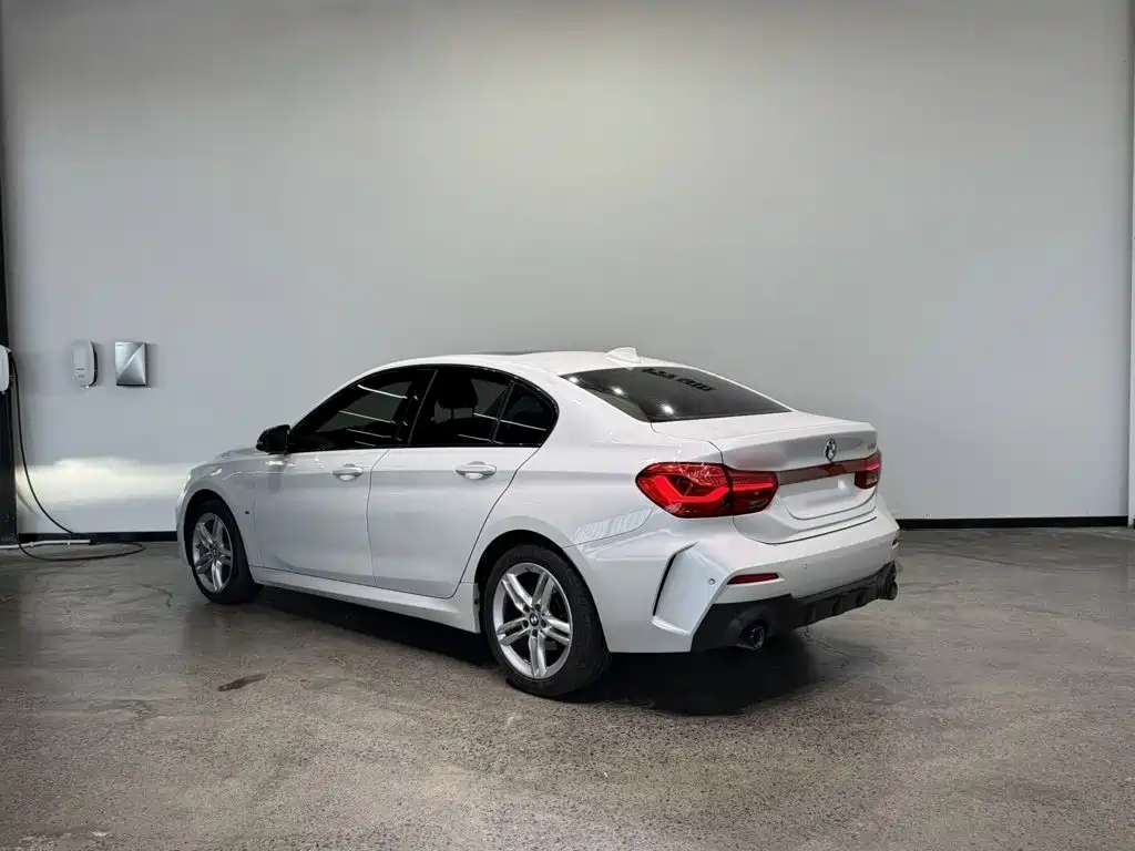 BMW 1 Series — миниатюра 8