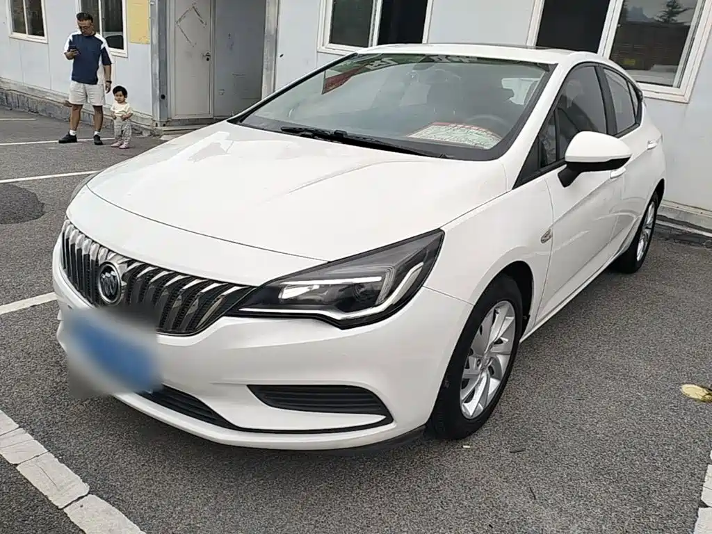 Buick Verano — миниатюра 2