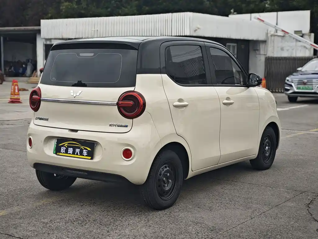 Wuling MINIEV — миниатюра 10