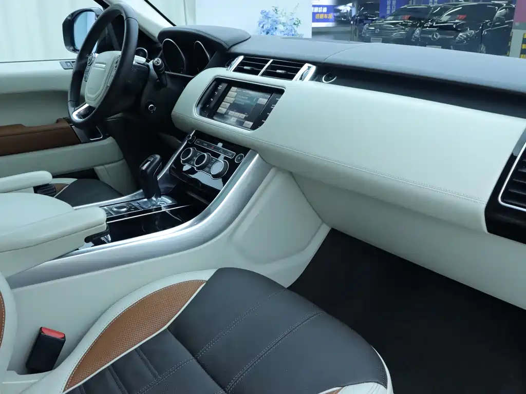 Land Rover Range Rover Sport 2014 3.0 SC V6