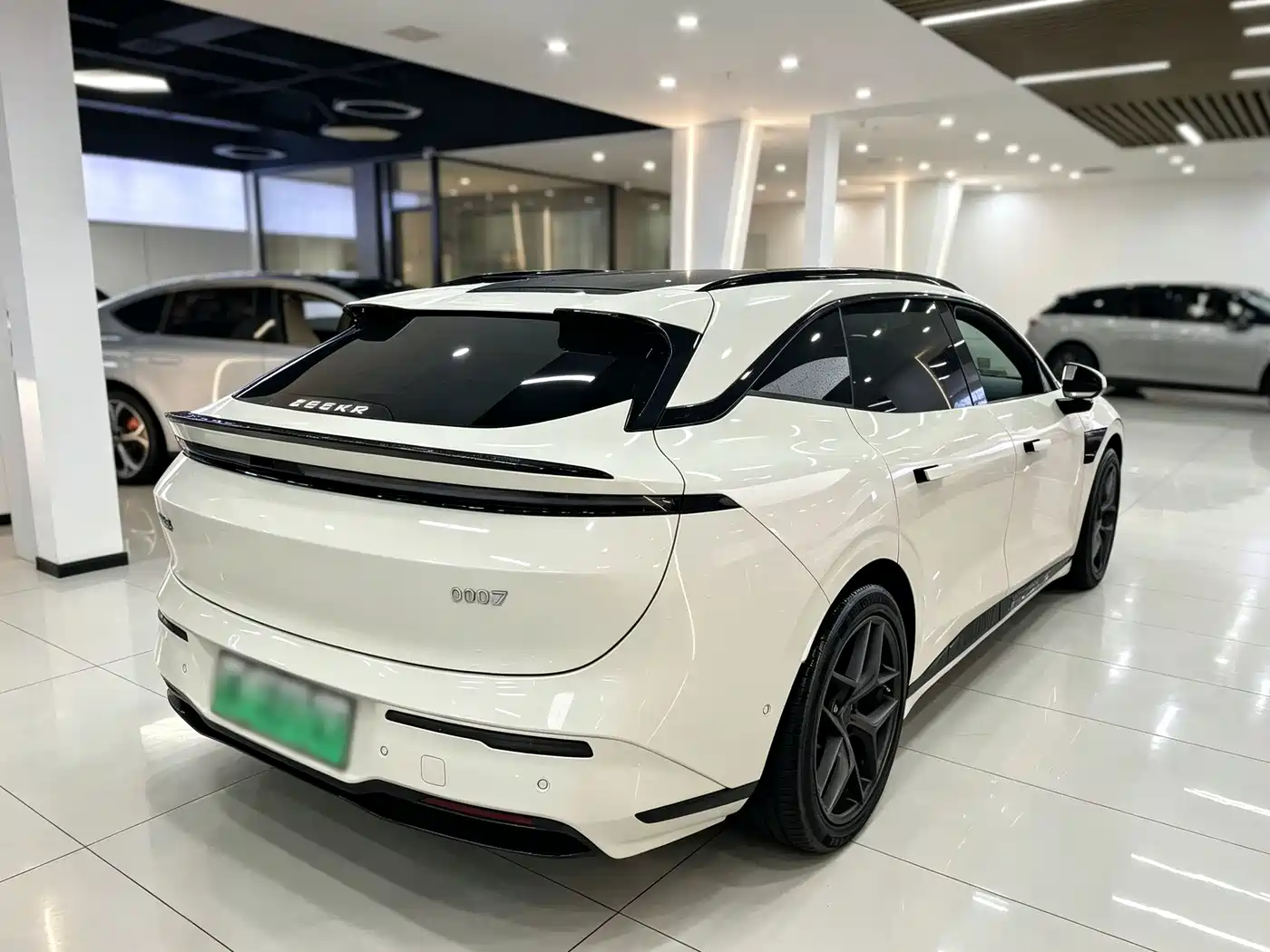 Zeekr 007GT