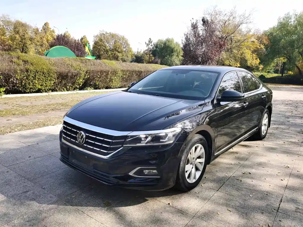 Volkswagen Passat 2021