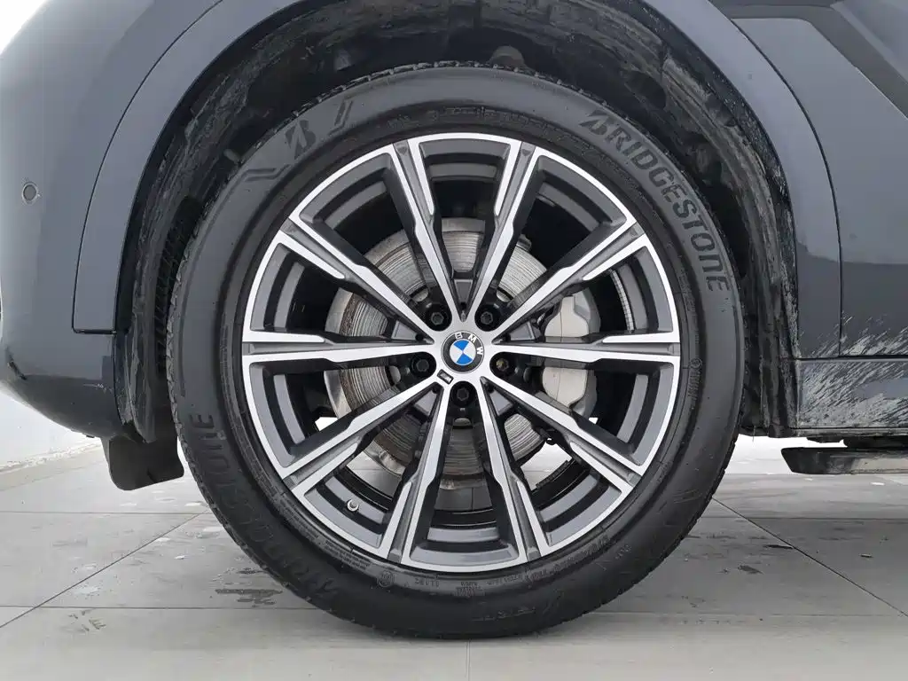 BMW X6 — миниатюра 17