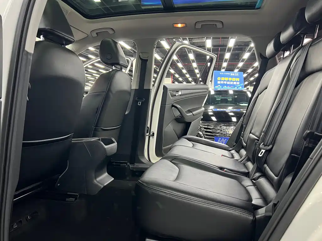 Skoda Kodiaq — миниатюра 7