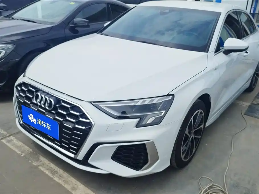 Купить Audi A3