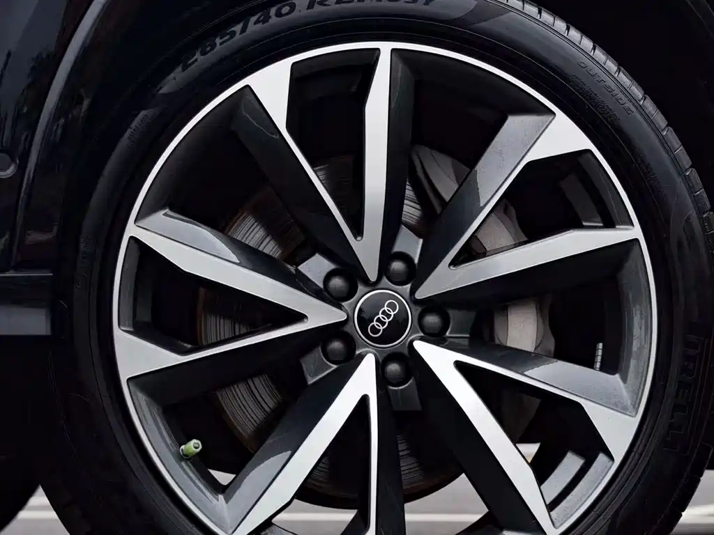 Audi Q7 2021 55 TFSI quattro S line Sport