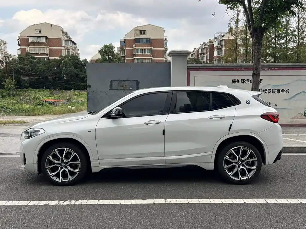 BMW X2 — миниатюра 13