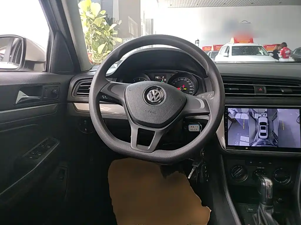 Volkswagen Lavida — миниатюра 11