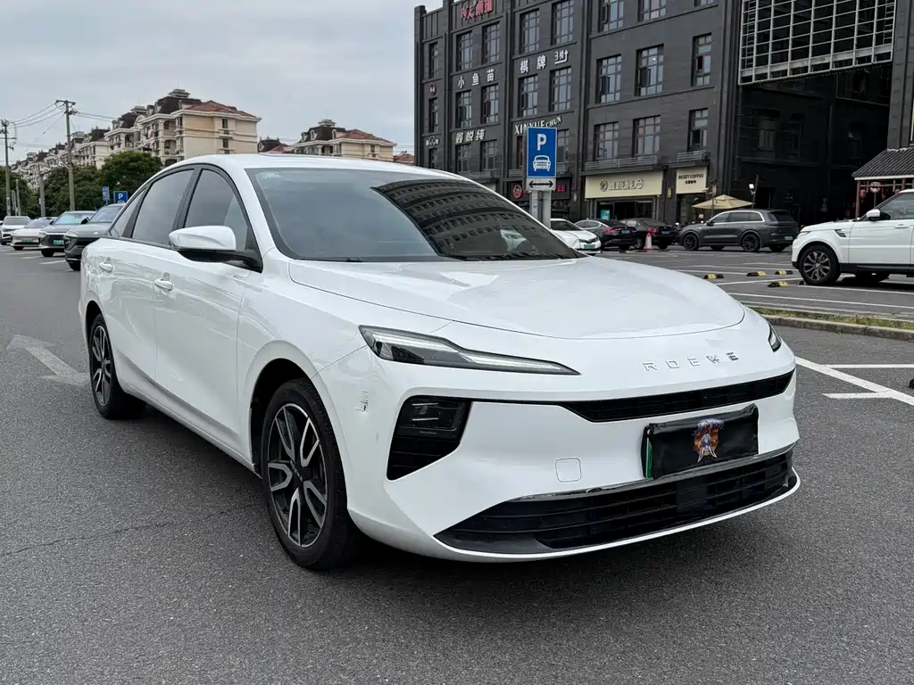 Roewe Young Wai D6 — миниатюра 3