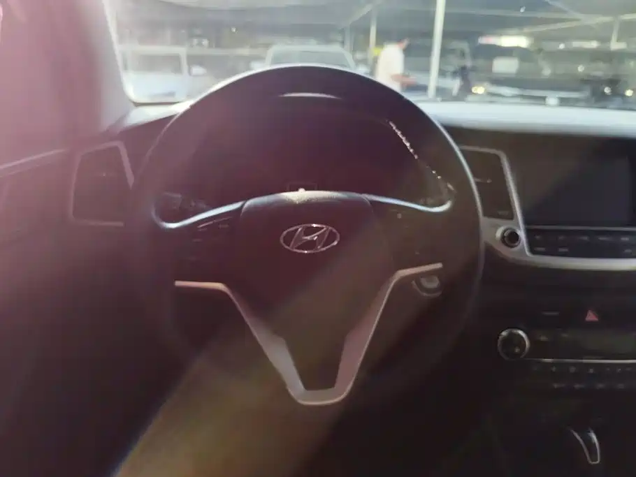 Hyundai Tucson — миниатюра 15
