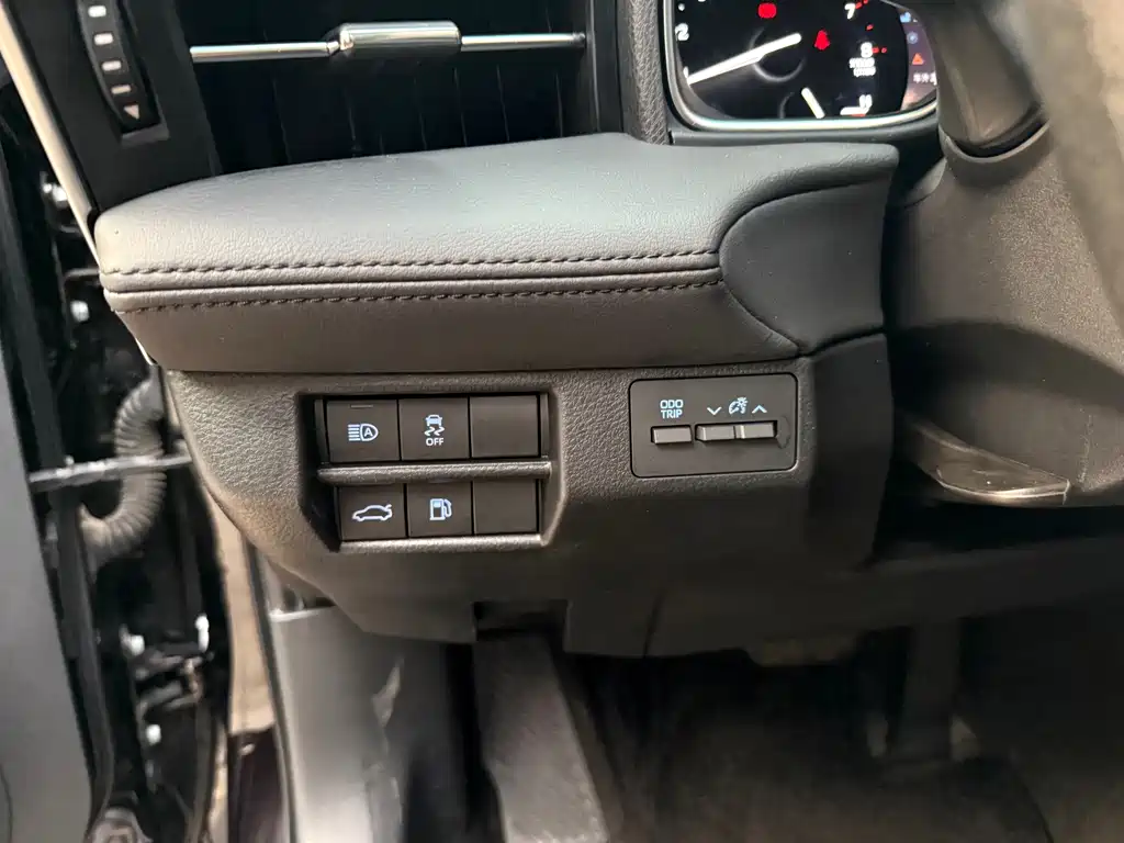 Toyota Avalon — миниатюра 12