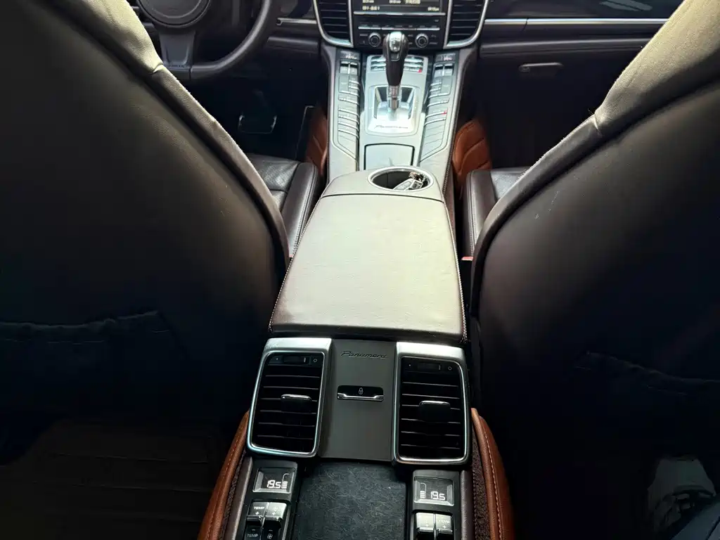 Porsche Panamera — миниатюра 26