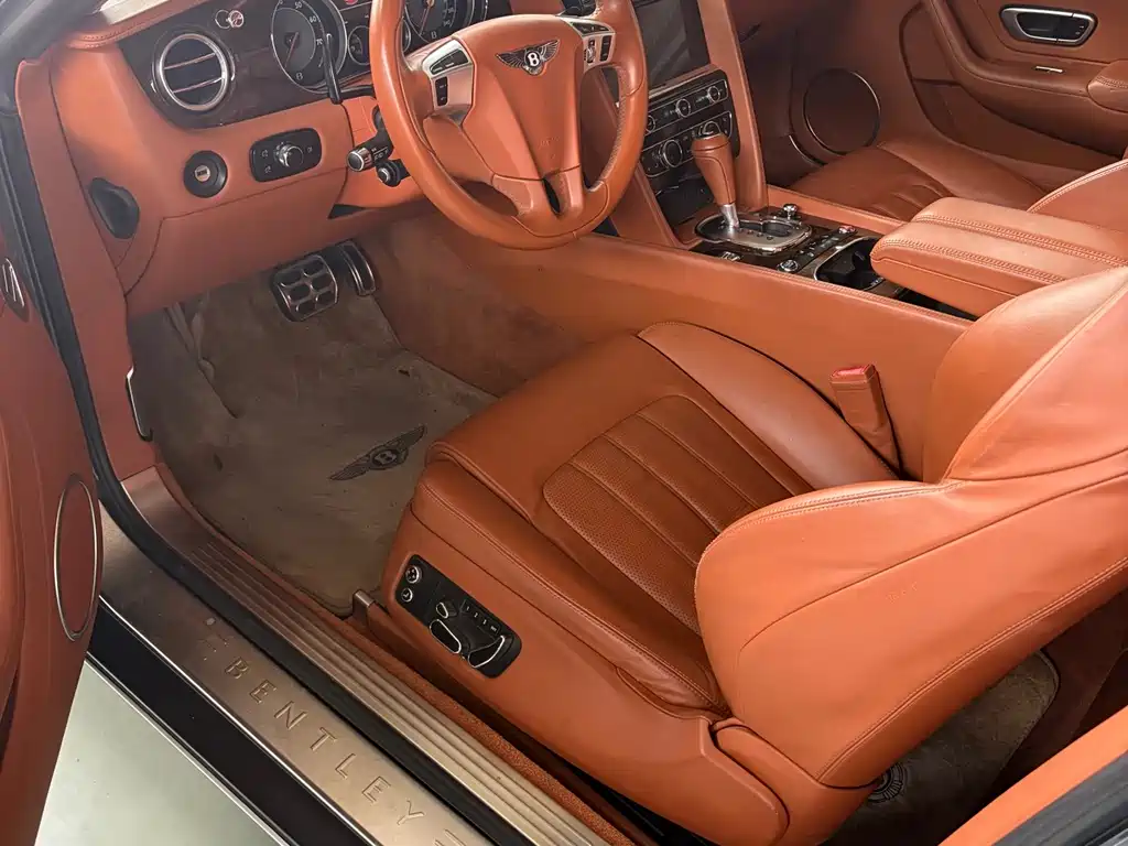 Bentley Continental — миниатюра 5