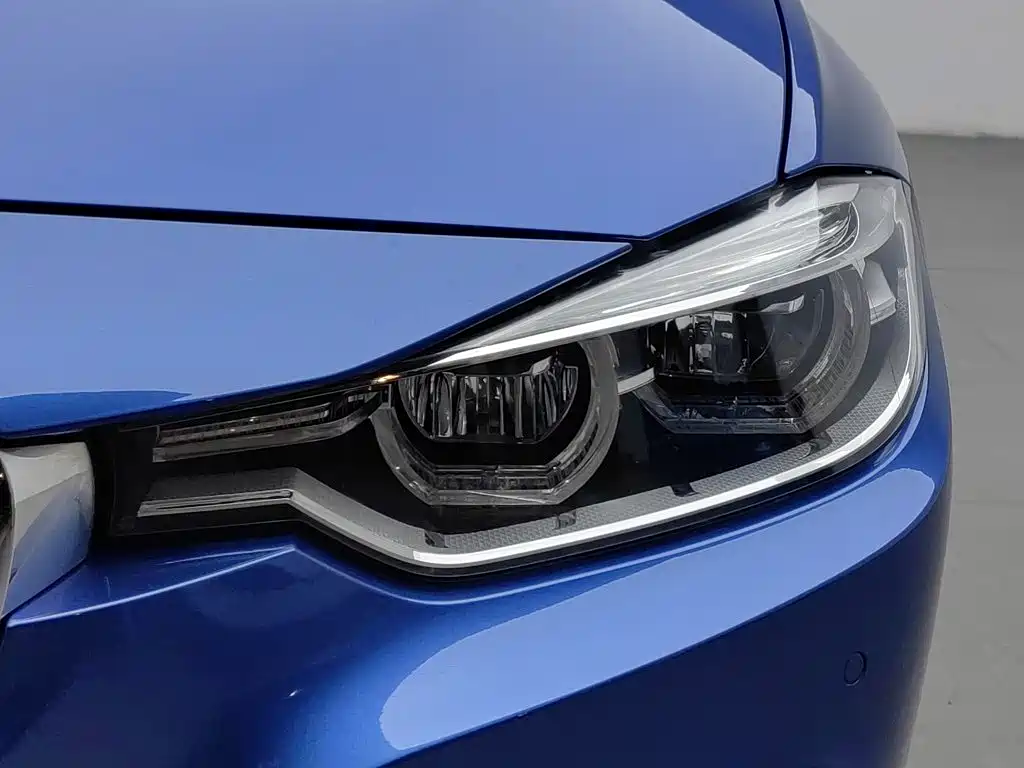 BMW 3 Series — миниатюра 7