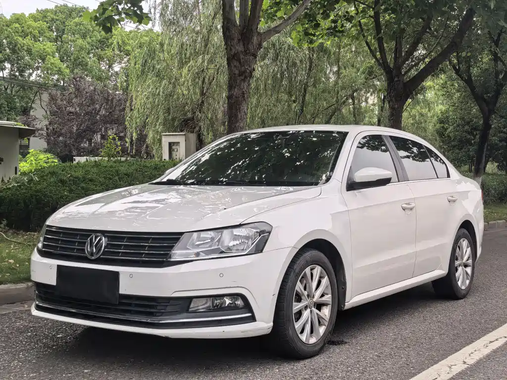 Купить Volkswagen Lavida