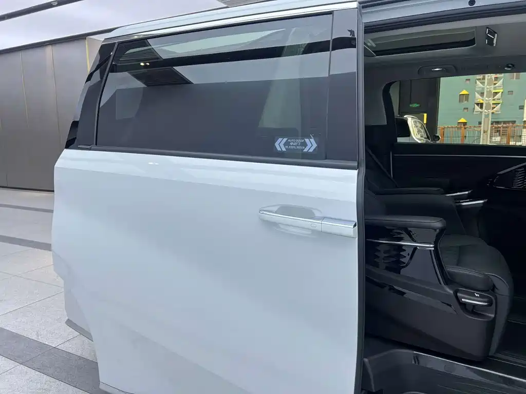 GAC Motor Trumpchi M8 — миниатюра 17