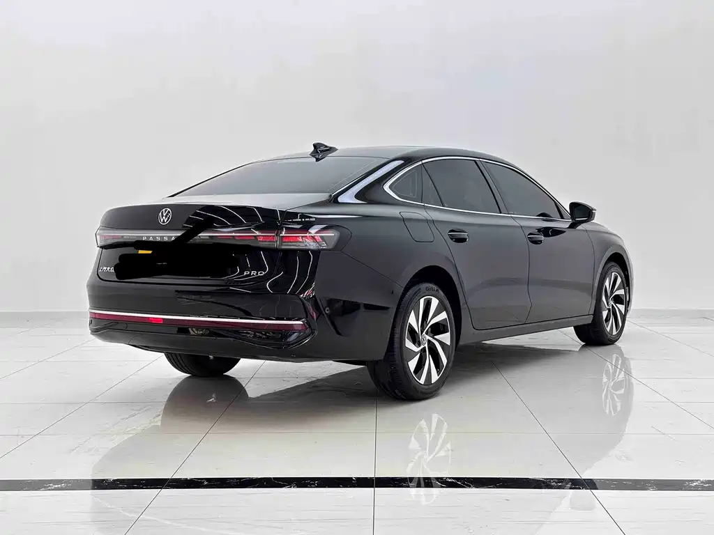Volkswagen Passat — миниатюра 3
