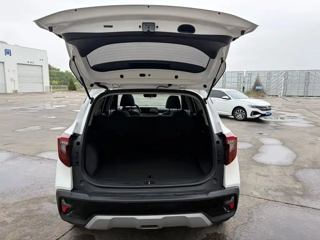Kia Seltos — миниатюра 16