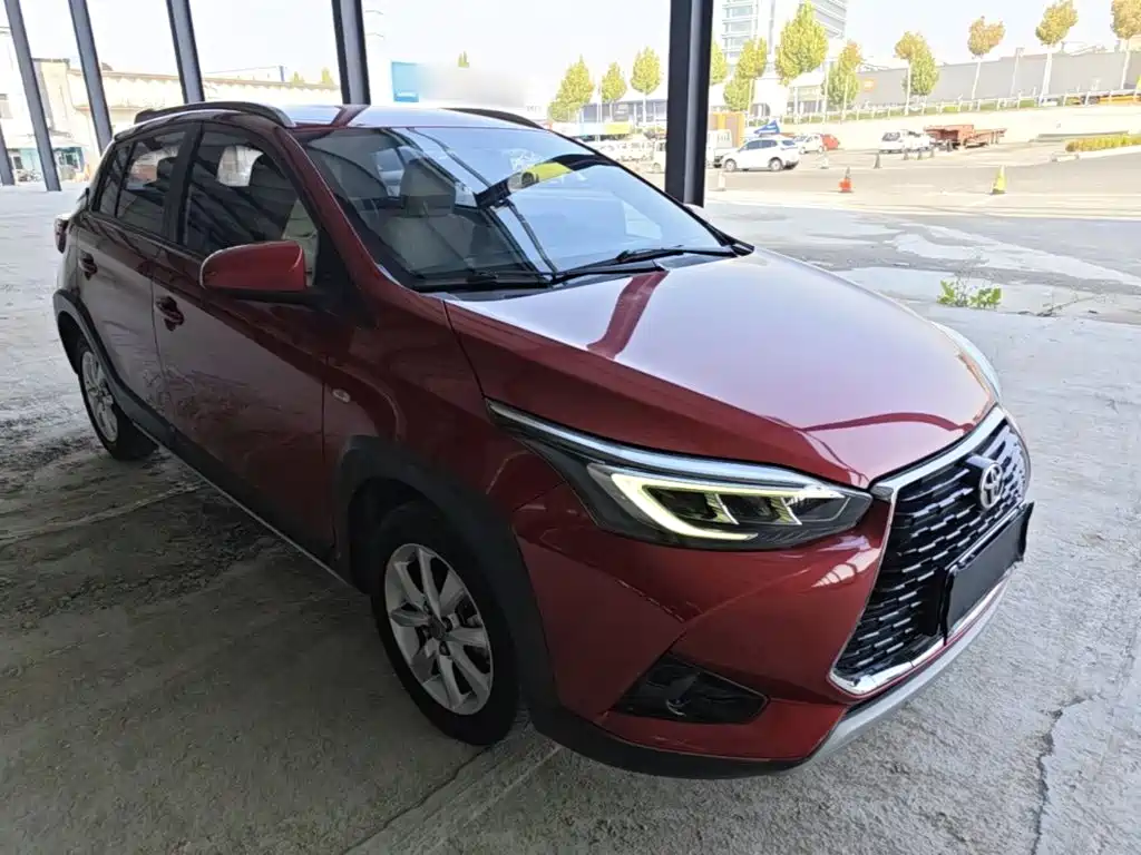 Toyota Yaris L — миниатюра 4