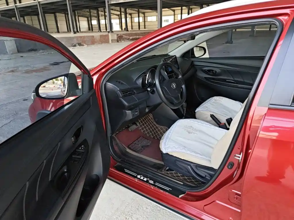 Toyota Yaris L — миниатюра 16