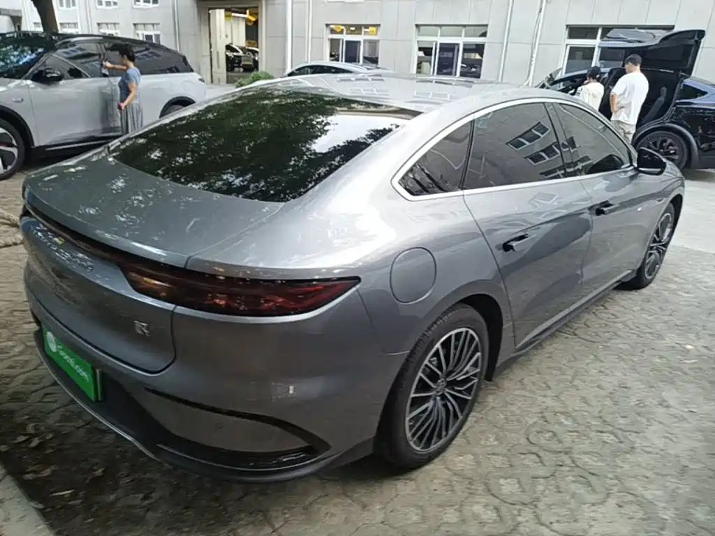 BYD Han — миниатюра 7